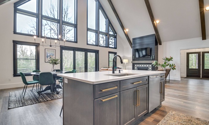 Sunday River Area Cabin | Mountain-View Bethel Cabin: Game Room & Deck