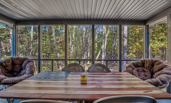 Berkeley Springs House | Mountain View Hideaway- A Fun Time Away!