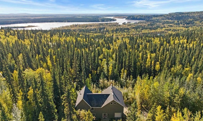 Fairbanks House | Mountain View Home: Expansive home with views of the Alaska Range & Tanana River