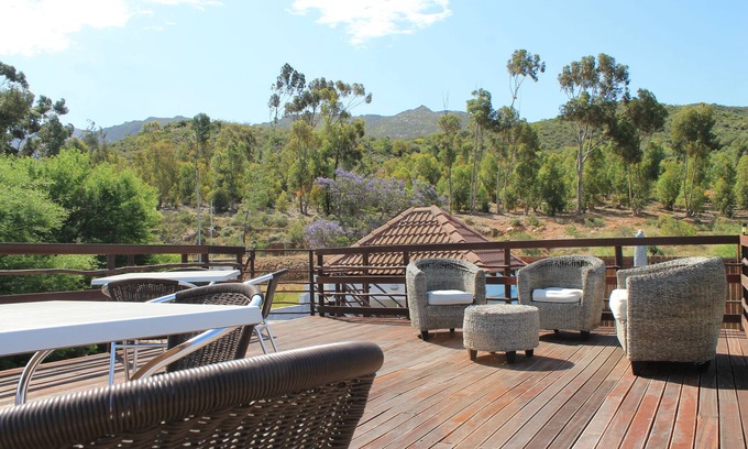 Montagu House | Mountain View Lodge Montagu