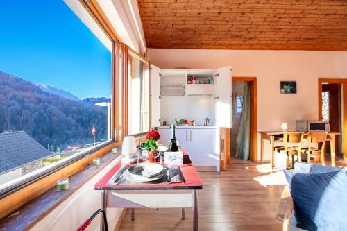 Camedo Apartment | Mountain Views In Camedo - Happy Rentals