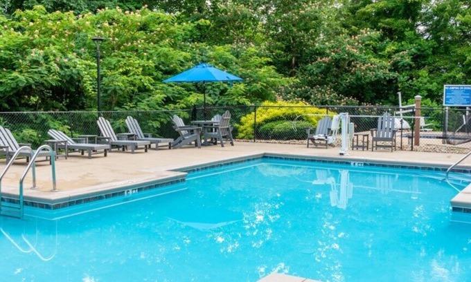Gatlinburg House | MountainLoft™ - Gatlinburg - 2 Bedroom Townhome