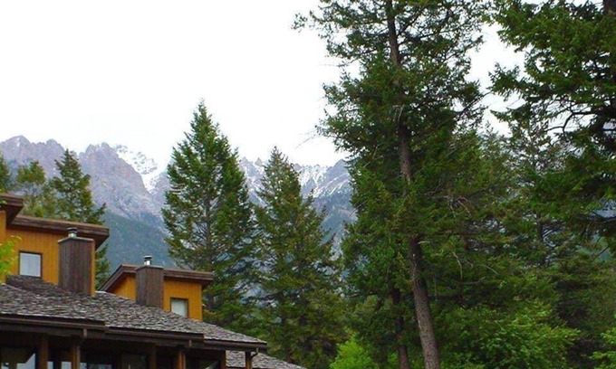 East Kootenay Condo | Mountainside Golf Retreat - Fairmont Hot Springs, BC