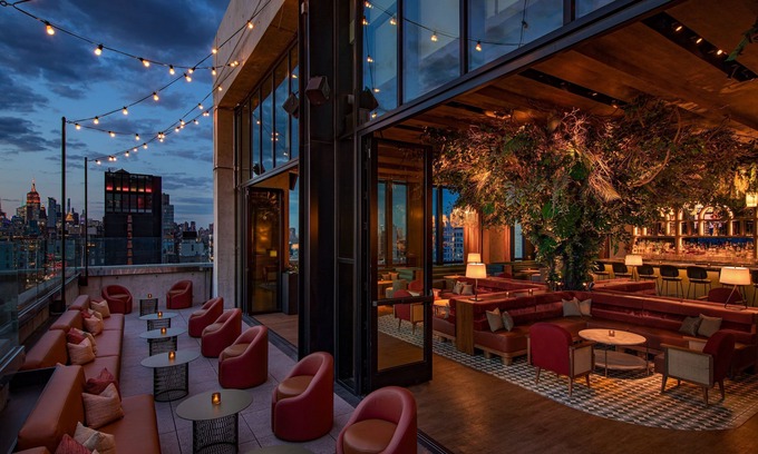 Bowery Hotel | Moxy NYC Lower East Side