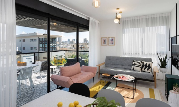 Old North Apartment | Mr. Ben Yehuda - By TLV2GO