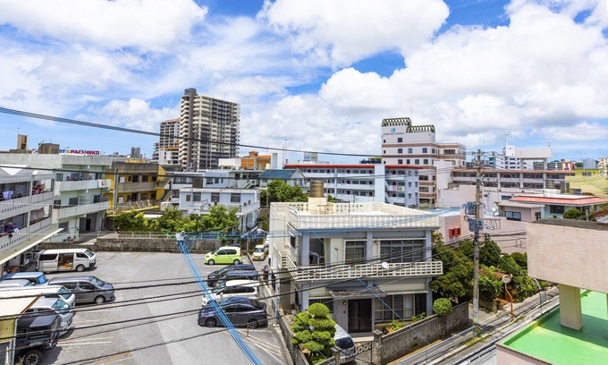 Makiminato Apartment | Mr.KINJO in URASOE