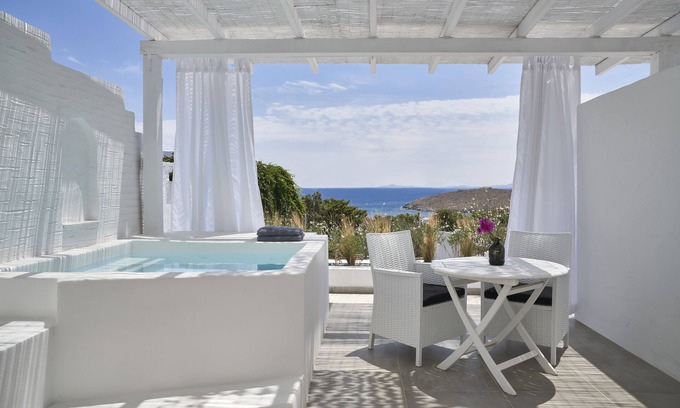 Agios Ioannis Hotel | Mr & Mrs White Tinos