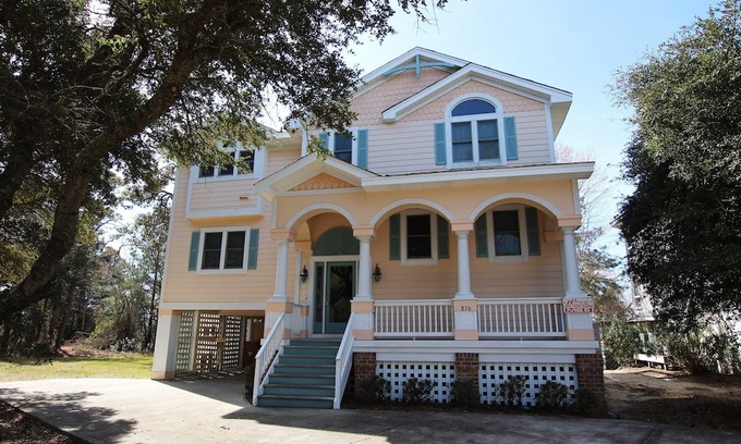 Monteray Shores House | MS5, Sounds Awesome/ Soundfront, 5 Bedrooms, 5.5 Bathrooms