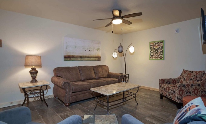 Joseph Condo | Mt. Joseph Lodge in Downtown Joseph: Unit #2