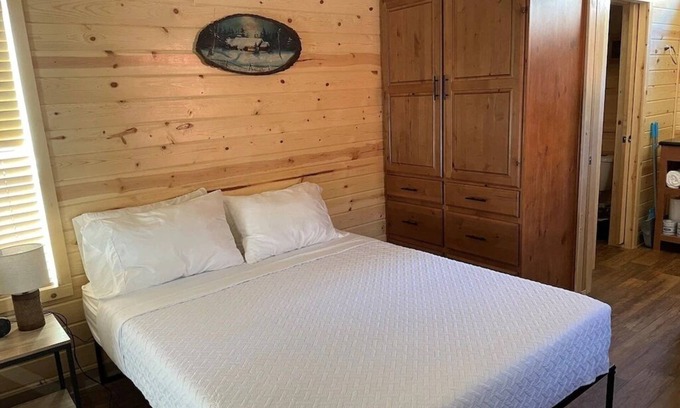 Mount Lemmon Cabin | Mt Lemmon Summerhaven Pet Friendly Cabin 15