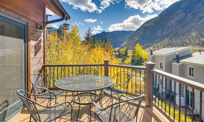 Georgetown Cabin | Mtn-View Cabin w/Private Hot Tub in Georgetown!