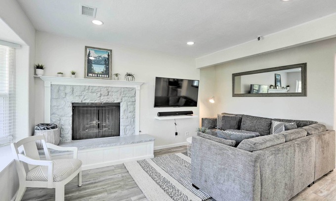 Tahoe Village Condo | Mtn-View Lake Tahoe Escape: 'Heavenly Daze Chalet’