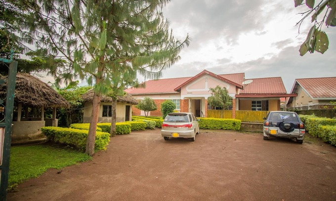 Kisoro Hotel | Muhabura Motel