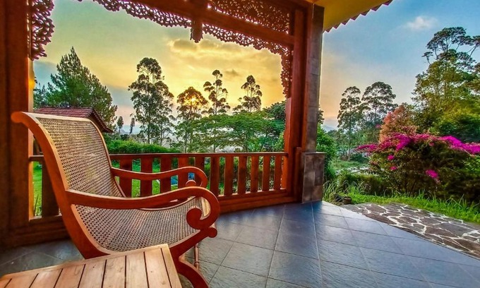 Lembang Villa | Mulberry Hill by The Lodge