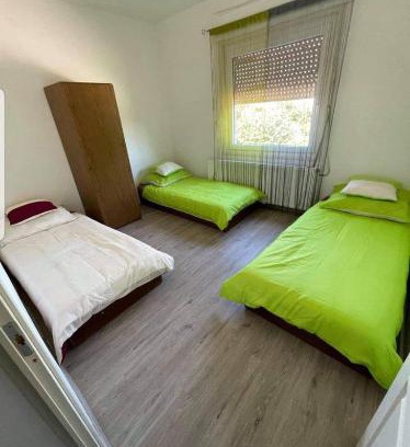 Sajoszentpeter Apartment | Munkásszállás