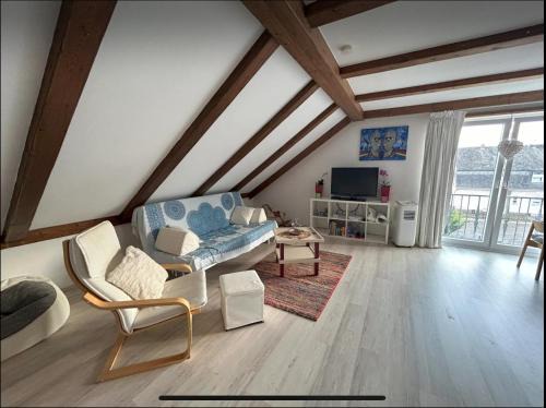 Bubenheim Apartment | Must love dogs