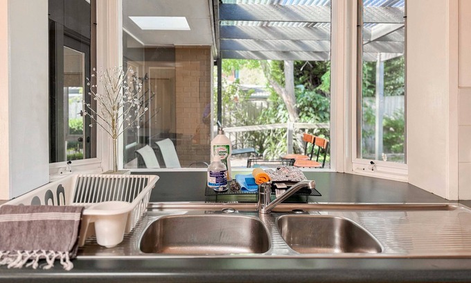 Frankston House | MVC10 Serene 4B2B House Near Beach & Nature Reserve 5G