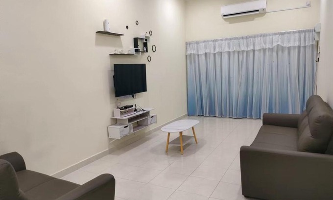 Sitiawan House | My Homestay Sitiawan - Astronaut Space House 8 Pax