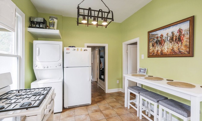 Lexington House | My Old Kentucky Home