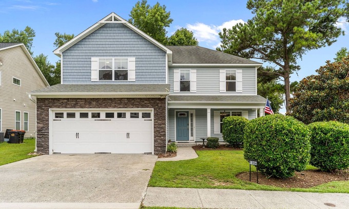 Myrtle Grove House | Myrtle Grove Cove - We Love Dogs - Spacious