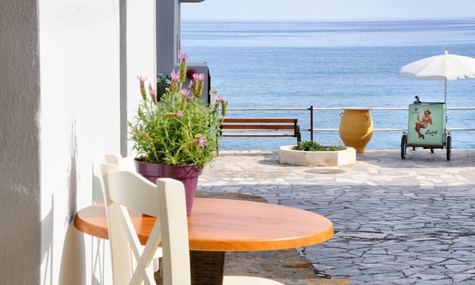 Myrtos House | Myrtos Mare Studio