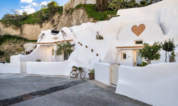 Messaria Villa | Mystagoge Retreat cave with an indoor pool and gymn