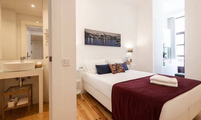 Uniao de Freguesias do Centro Hotel | MyStay - Porto Centro studio with balcony in the city center