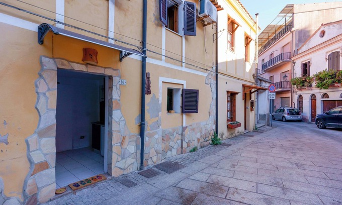 Iglesias Historic Centre House | Náos - vacation home