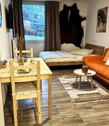 Am Homburg Apartment | Nähe Uni Campus inklusive Parkplatz Boho-Suite by Rentigo - Perfekt für einen Aufenthalt in Zentrumnähe!