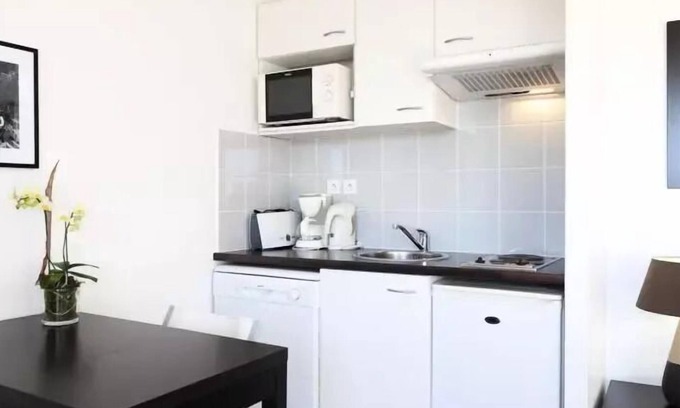 Saint - Martin - du - Touch Apartment | Néméa Appart'Hôtel Toulouse Saint Martin* - Studio 2 People