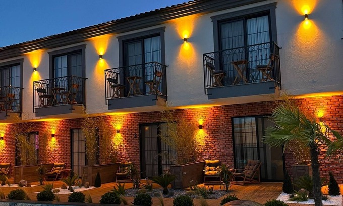 Ayvalik Bed & Breakfast | Nüans Küçükköy
