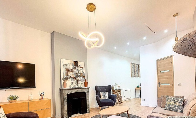 Quartier du Port Apartment | N&J - LE PIERLAS - Place Garibaldi - Very close Old Town