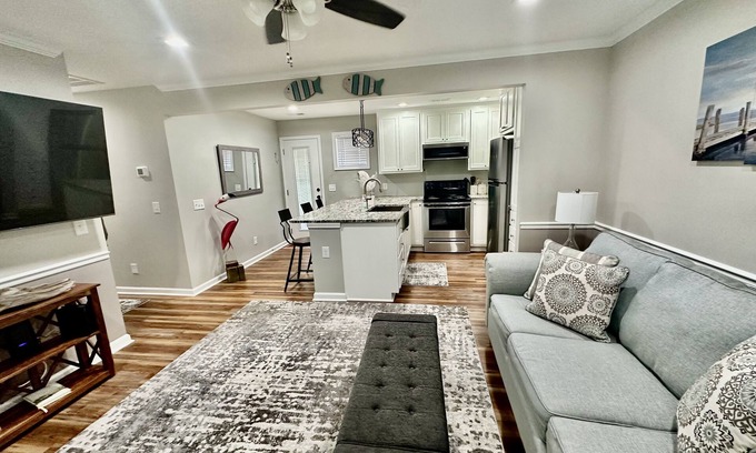 Surfside Beach House | N39 Ocean Lakes.GORGEOUS 2 Bedroom 2 full bath! GOLF CART AVAILABLE!