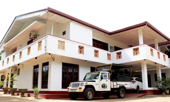 Kataragama Hotel | Nadeeka Rest & Safari