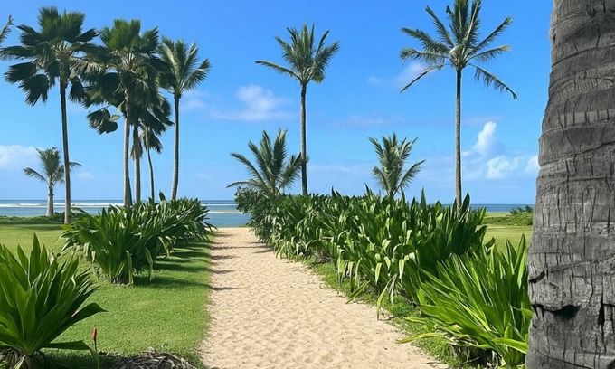 Hauula House | Nakoa Estates | Beach Access, Recent Remodel