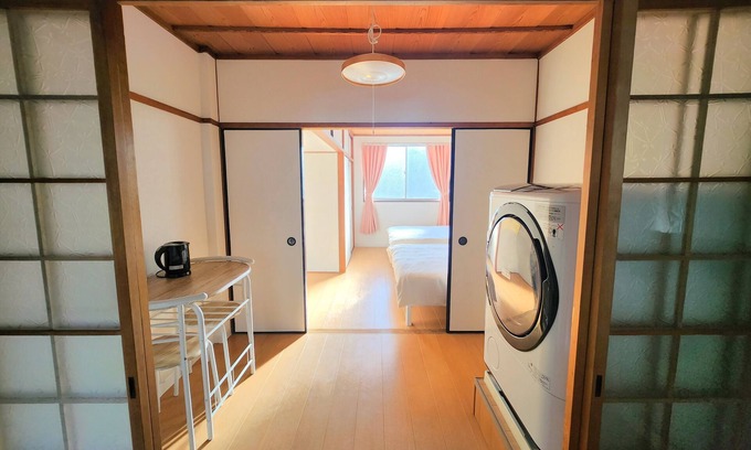 Naniwa Apartment | Namba 1 Station.4people.Japanese fell