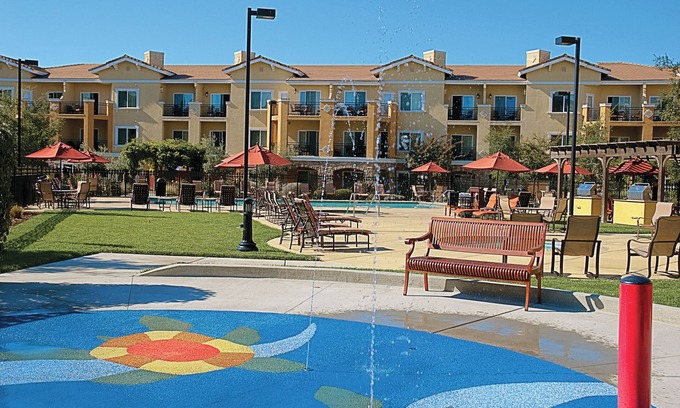 Napa Resort | Napa, CA: 1 Bedroom w/Wifi & Access to Resort Pool, Golf - Beautiful Area!