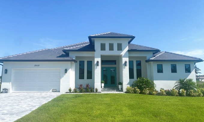 Naples House | Naples Oasis On Golf Course