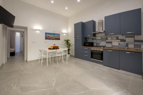 Giovinazzo Apartment | Naral