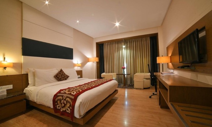 Bhat Hotel | Narayani Heights Hotel and Resort