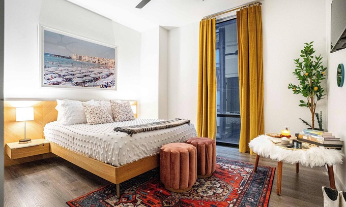 The Gulch Apartment | Nashville Luxe Apartment City Views & Pool