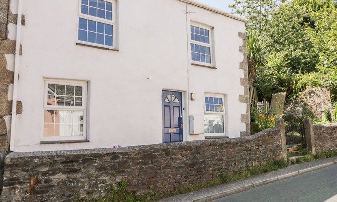 Par House | NASTURTIUM COTTAGE, pet friendly in St Blazey