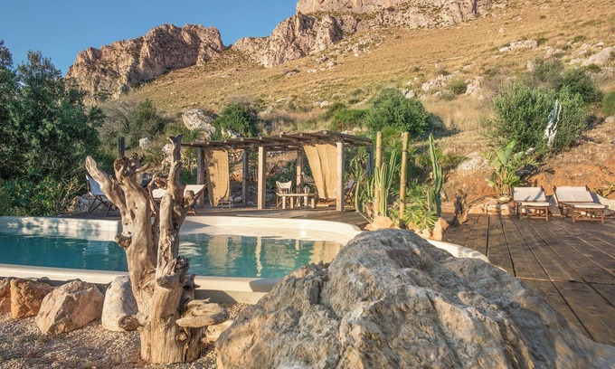 Terrasini Bed & Breakfast | Naturarte Suites