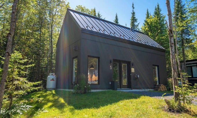 Adstock Ski Chalet | Nature - Adventure - Absolute Comfort - Le NOST