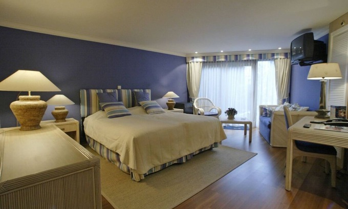 Bergen Hotel | Nature-Lover’s Dream Stay in Bergen Near Whispering Dunes & Scenic Trails