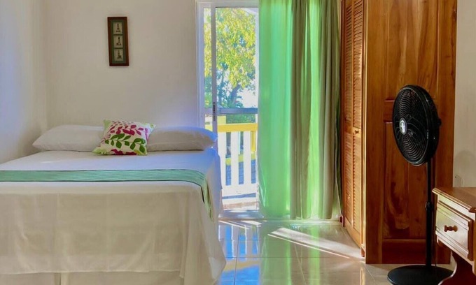 Cave Bed & Breakfast | Nature lovers paradise overlooking the turquoise Caribbean sea