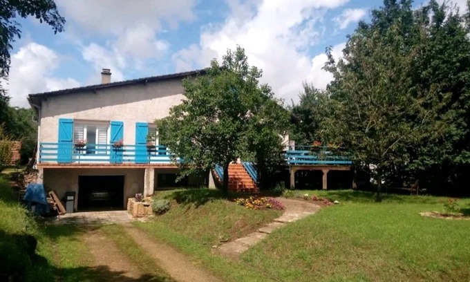 Ville-sur-Yron House | Naturist guesthouse with private pool and terrace