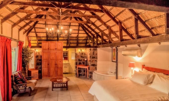 Ladysmith House | Nauntons Guest House