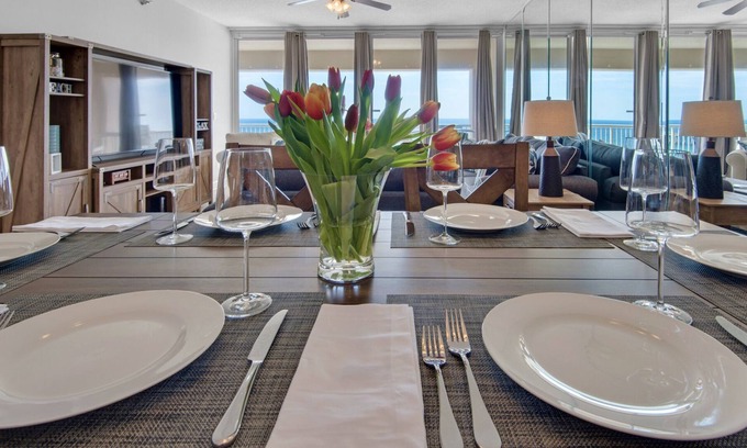 Navarre Beach Condo | Navarre Regency 710: WARNING - May Cause Relaxation & Sand In Unlikely Places