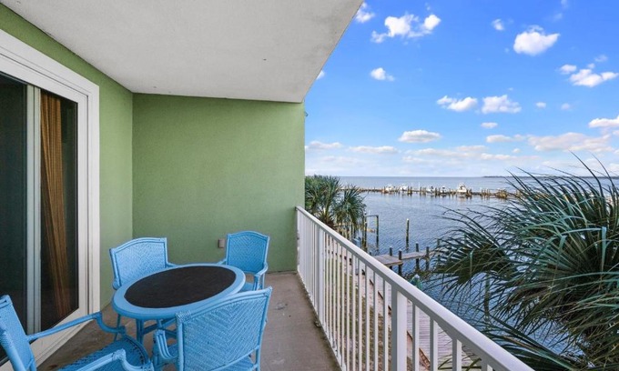Fort Morgan Apartment | Navy Cove 2113 with Private Boat Slip